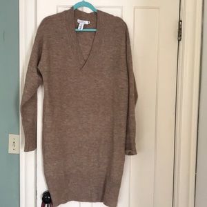H&M deep v neck sweater dress, sz small